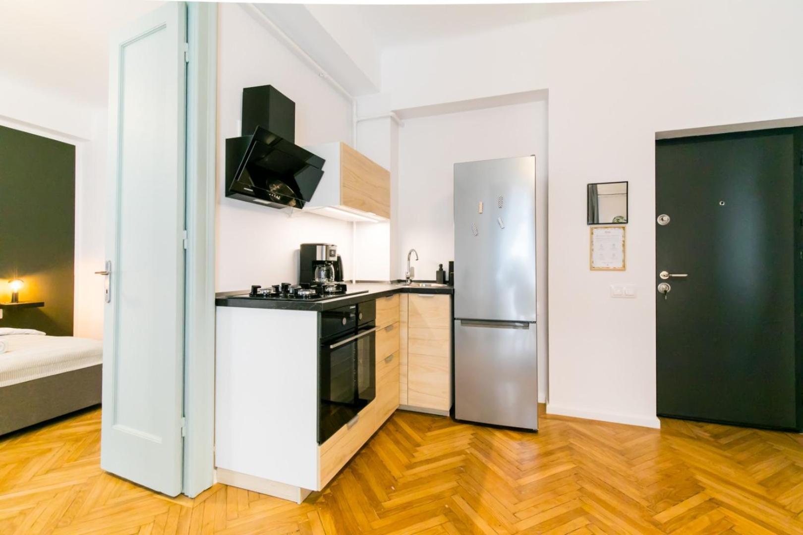Heart Of The City - Cozy Apartments In Prime Location 부쿠레슈티 객실 사진