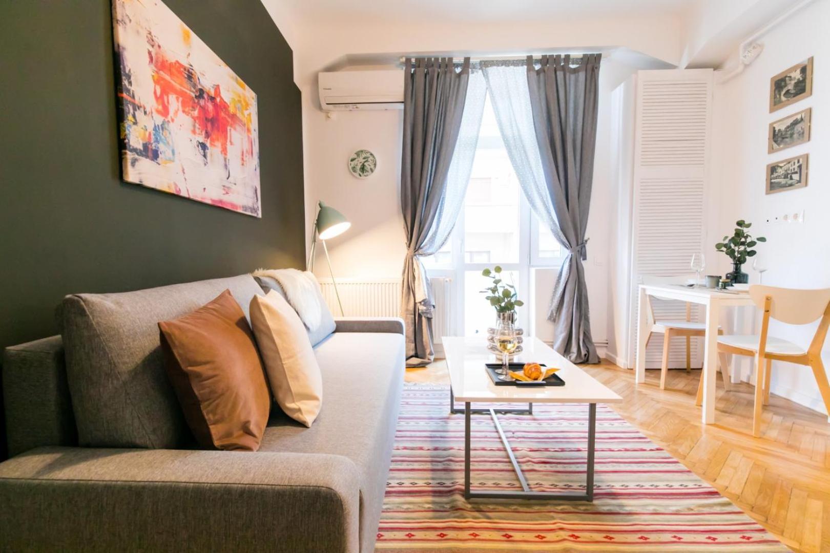 Heart Of The City - Cozy Apartments In Prime Location 부쿠레슈티 외부 사진
