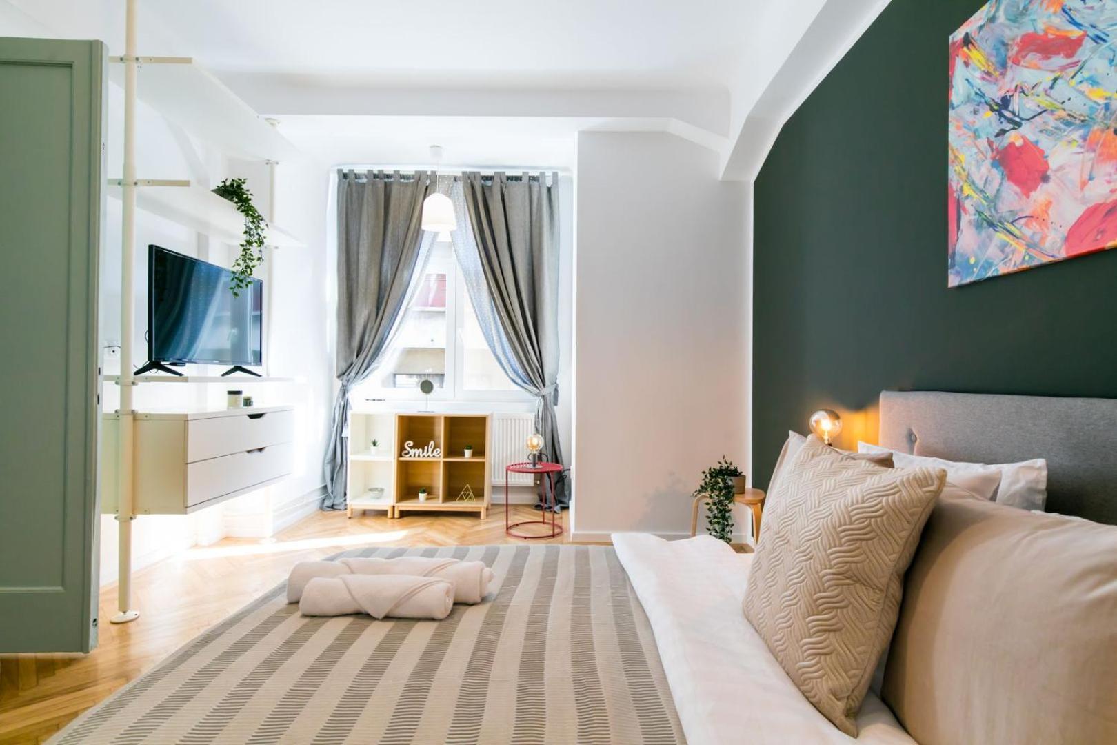 Heart Of The City - Cozy Apartments In Prime Location 부쿠레슈티 객실 사진