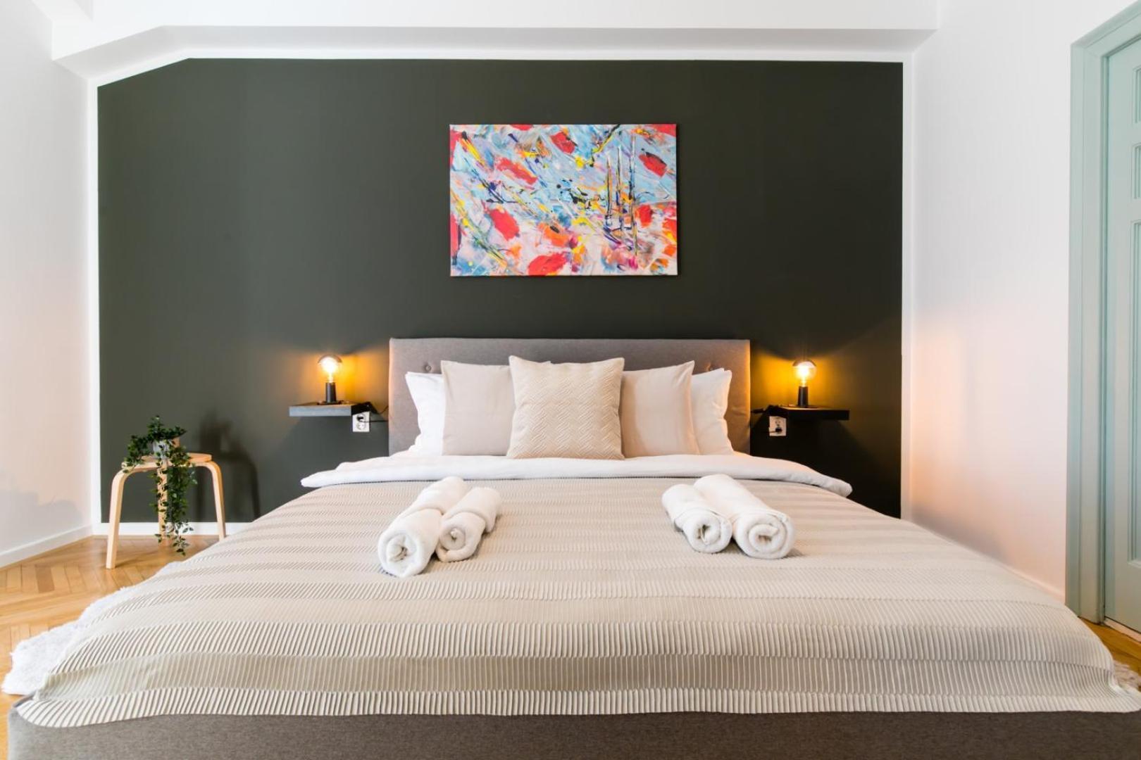 Heart Of The City - Cozy Apartments In Prime Location 부쿠레슈티 외부 사진